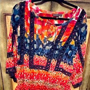 Summer top. Size L Gorgeous with  jeans or pants. Beautiful vibrant colors!